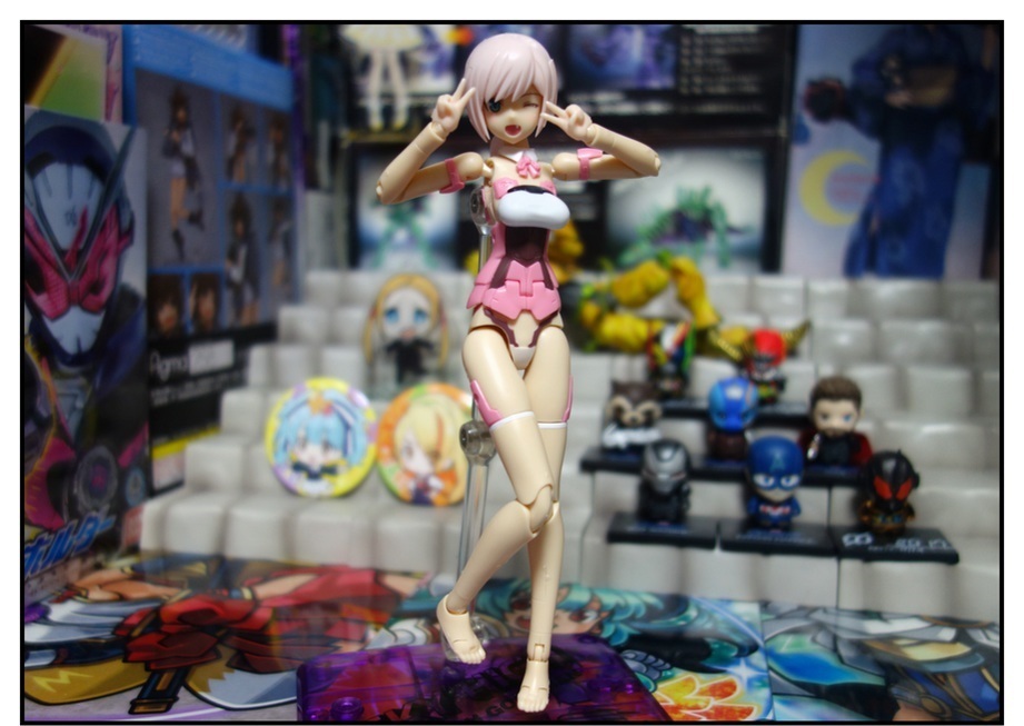 【漫画で雑記】初めてのフレームアームズ・ガールを素組み!! (レティシア)_f0205396_19273162.jpg