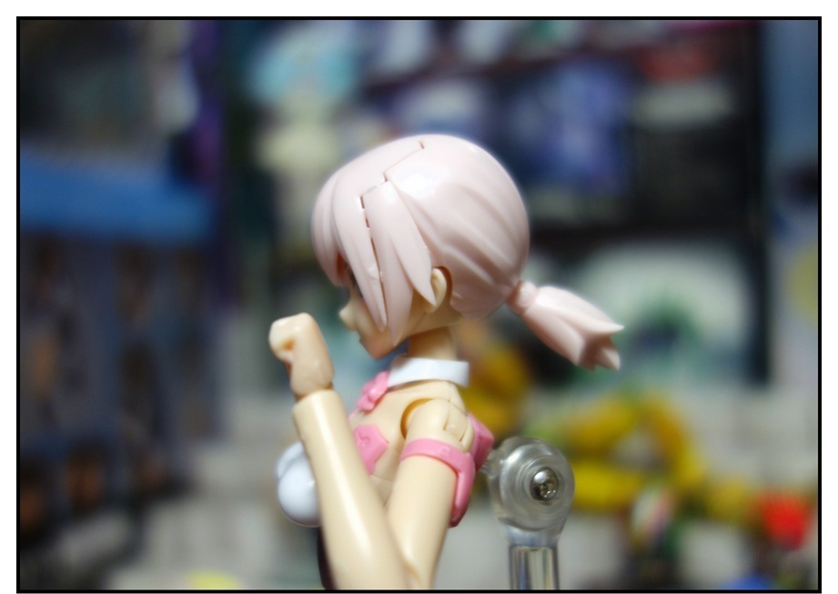 【漫画で雑記】初めてのフレームアームズ・ガールを素組み!! (レティシア)_f0205396_19340552.jpg
