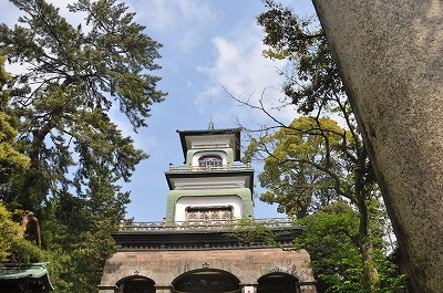 尾山神社からブランケットカフェへ。_b0143308_21263546.jpg