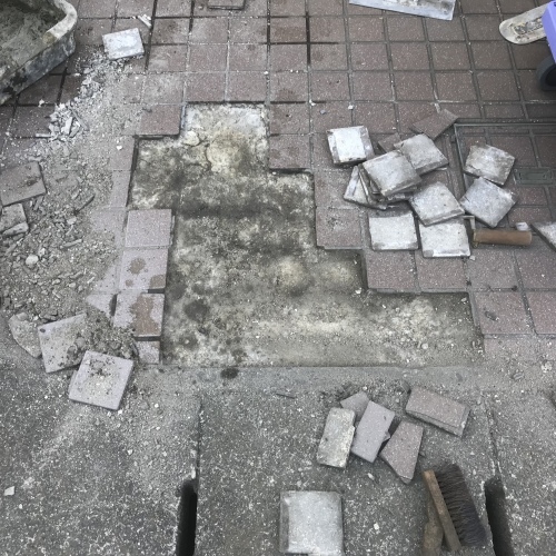 早朝からタイル工事とレンジフード解体外_f0031037_14420126.jpeg
