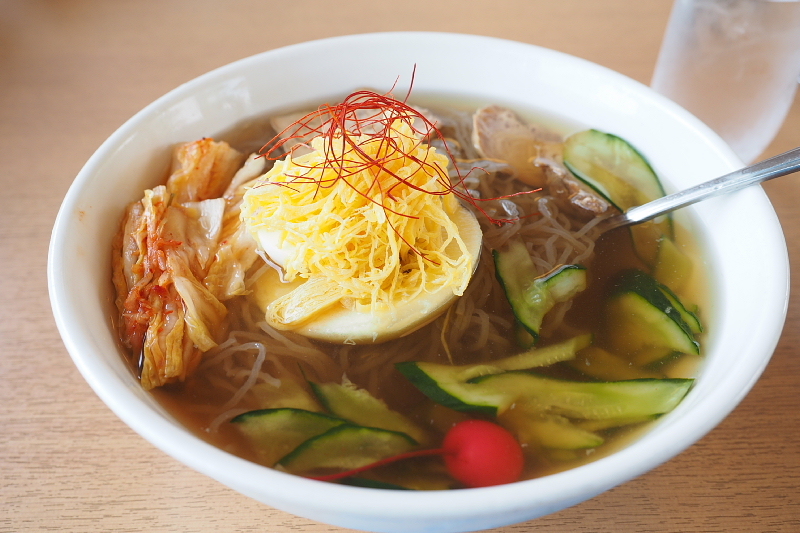 【地元に愛され40年】焼肉レストランあおぞらの「あおぞら冷麺」_b0008655_17063720.jpg