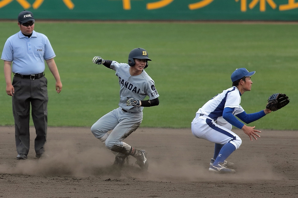 関西六大学野球春季リーグ戦　京都産業大学ｖｓ大阪経済大学４_a0170082_98721.jpg