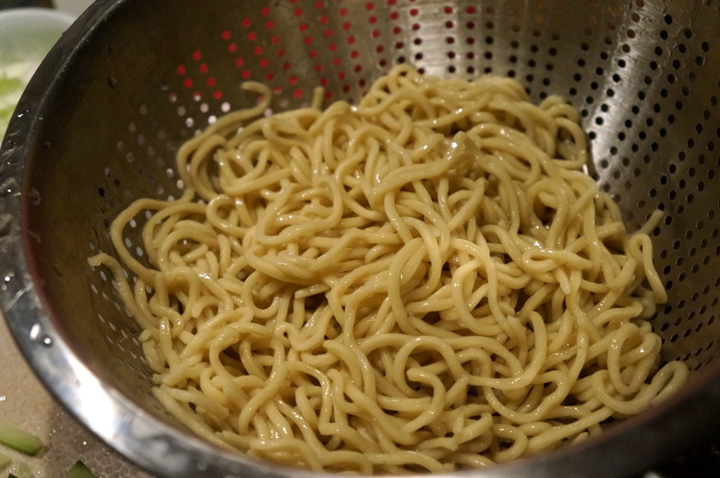 涼麺?冷やしラーメン?_c0180686_21481319.jpg