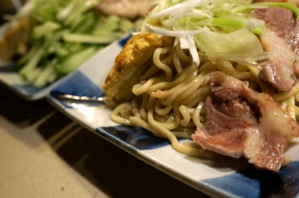 涼麺?冷やしラーメン?_c0180686_22300761.jpg
