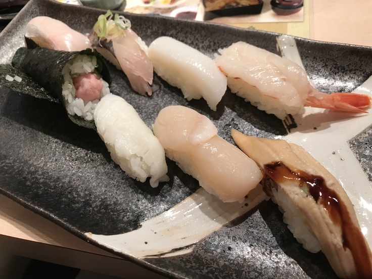 今日は寿司ランチ_c0212604_1243763.jpg