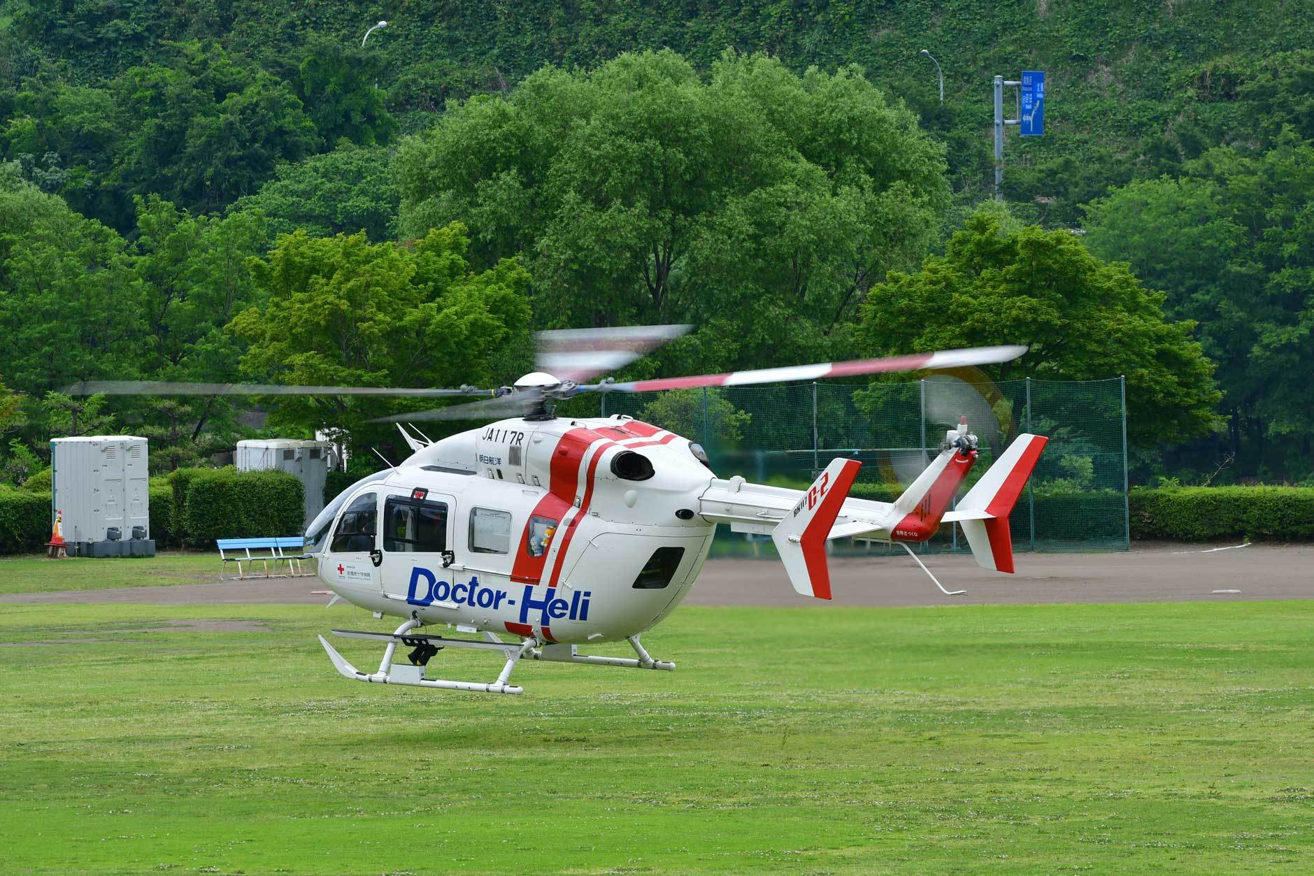 群馬県ドクターヘリ０５２８ 花鳥風月 空photo Blog