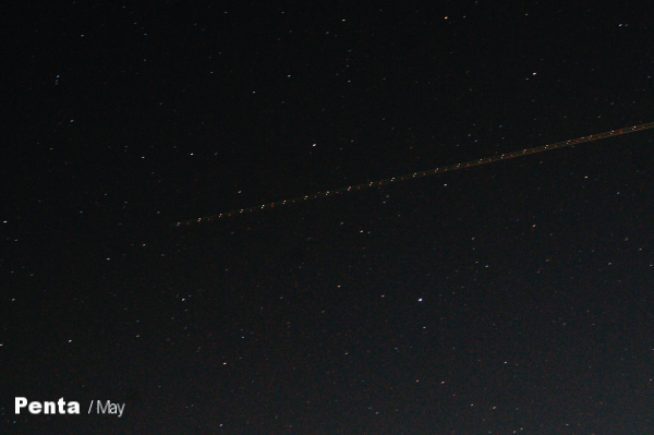 （天体）流れ星と飛行機のライト_c0227134_15472592.jpg