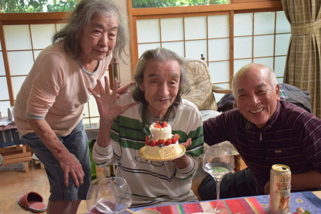 2019年5月26日　真家雅彦の85歳の誕生祝を自宅で開催_c0242406_10554306.jpg