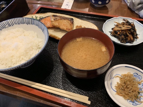 b0330040_16340204.jpeg