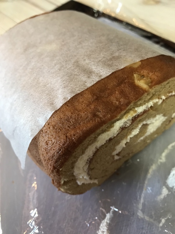 懐かしい思いでの味!「番町、松田製菓のロールケーキ」編_e0359584_21103458.jpg
