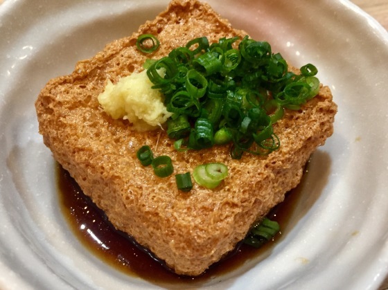 鶏の皮がウリのお店_a0258686_06100048.jpeg