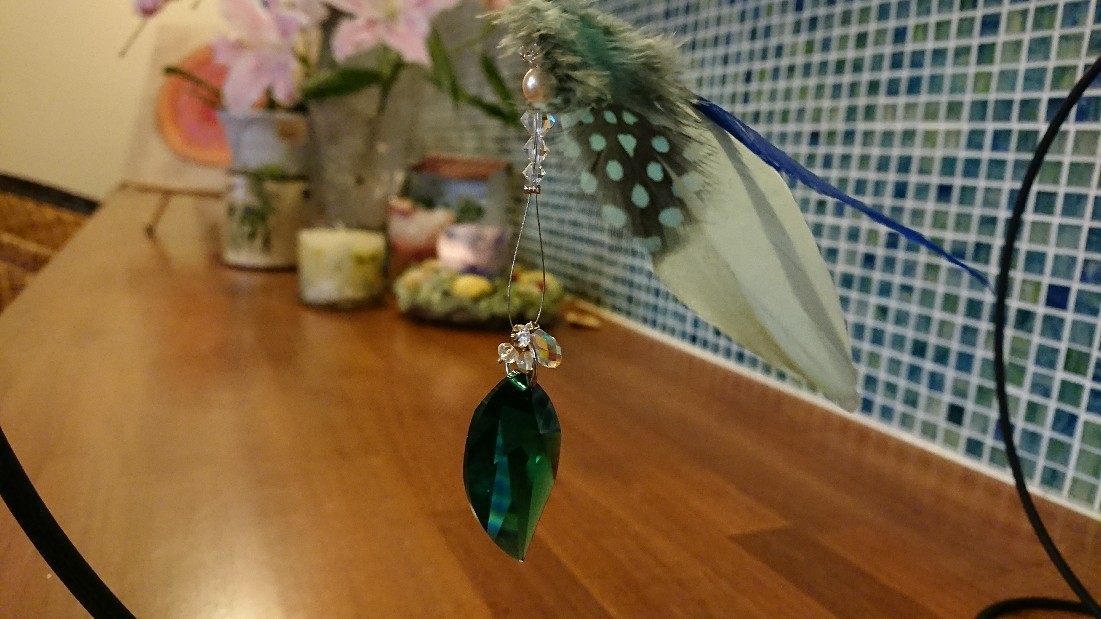 新作サンキャッチャーいくつか_b0098228_07473558.jpg