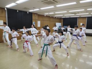 木曜空手　手稲教室　前田教室_c0118332_22110894.jpg