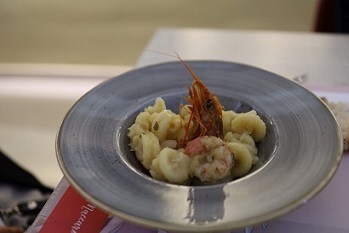 グラニャーノのパスタ工場見学☆_a0154793_16334399.jpg