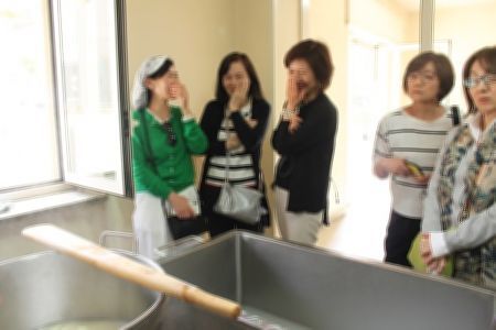 ナポリのモッツァレラ工房見学☆_a0154793_23272403.jpg