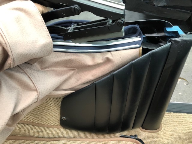 Today\'s PORSCHE 356  ／　レストア最終工程にポルシェ356_b0195093_06220810.jpg