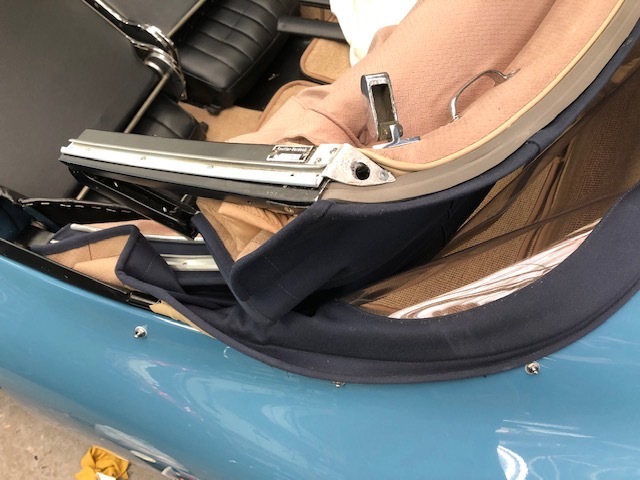 Today\'s PORSCHE 356  ／　レストア最終工程にポルシェ356_b0195093_06221679.jpg