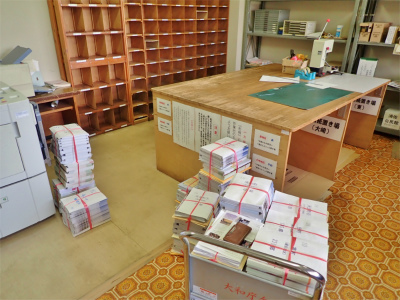 配送日の風景から_c0336902_18112866.jpg