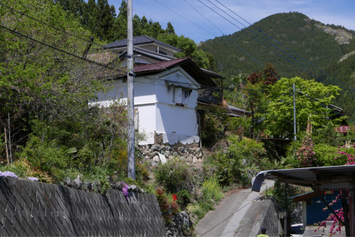 天界の村を歩く２ 関東山地 吉田川_d0147406_18573518.jpg