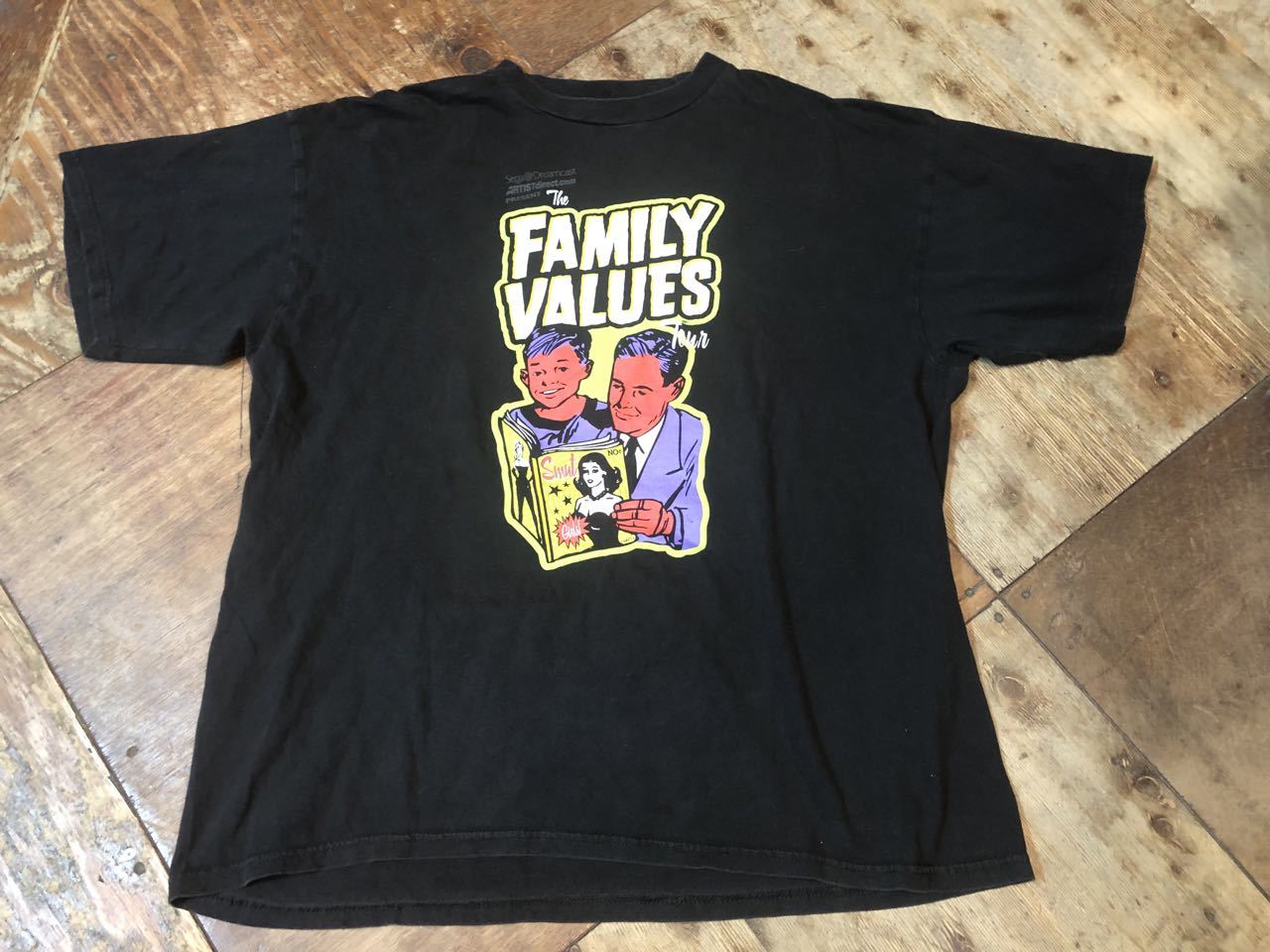 ６月１日（土）入荷！９０s　ファミリーバリューFAMILY VALUES ツアーTシャツ！_c0144020_13354584.jpg