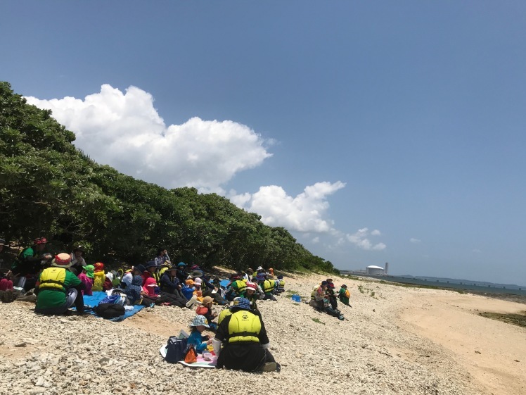青空ようちえん〔週末〕春の海岸ピクニック(5/5)泳いで!生き物を見つけて!親子でのんびり今年はじめての海遊び_d0363878_23534579.jpg