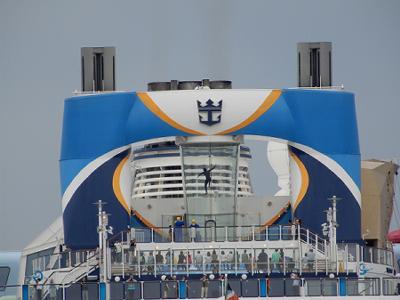 QUANTUM OF THE SEAS 5月27日 _b0051598_21512900.jpg