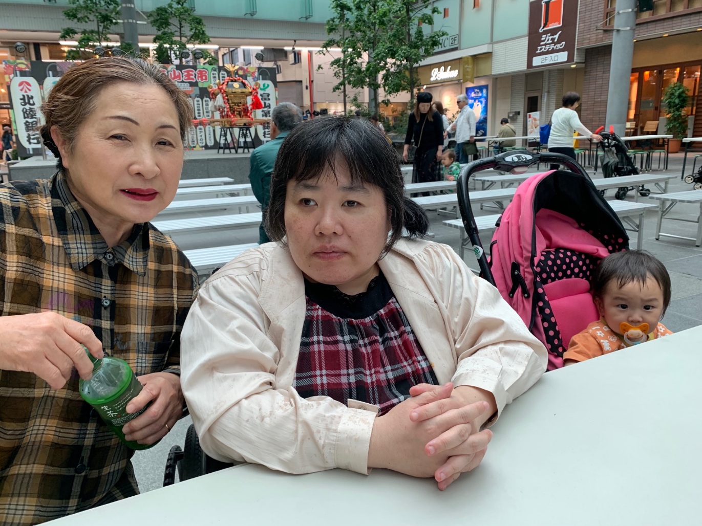 由佳子に会いたい。_d0180229_17313553.jpg