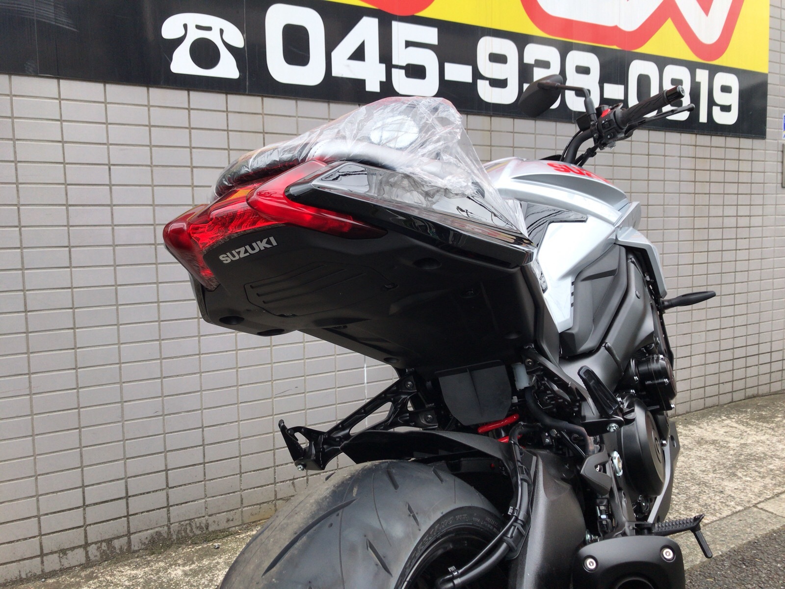 新型KATANA入荷!_e0185939_21261245.jpeg