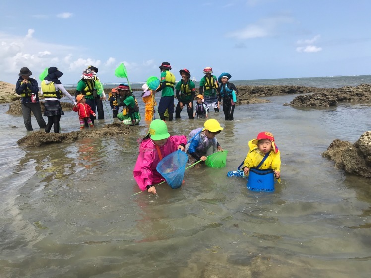 青空ようちえん〔週末〕春の海岸ピクニック(5/5)泳いで!生き物を見つけて!親子でのんびり今年はじめての海遊び_d0363878_00024346.jpg