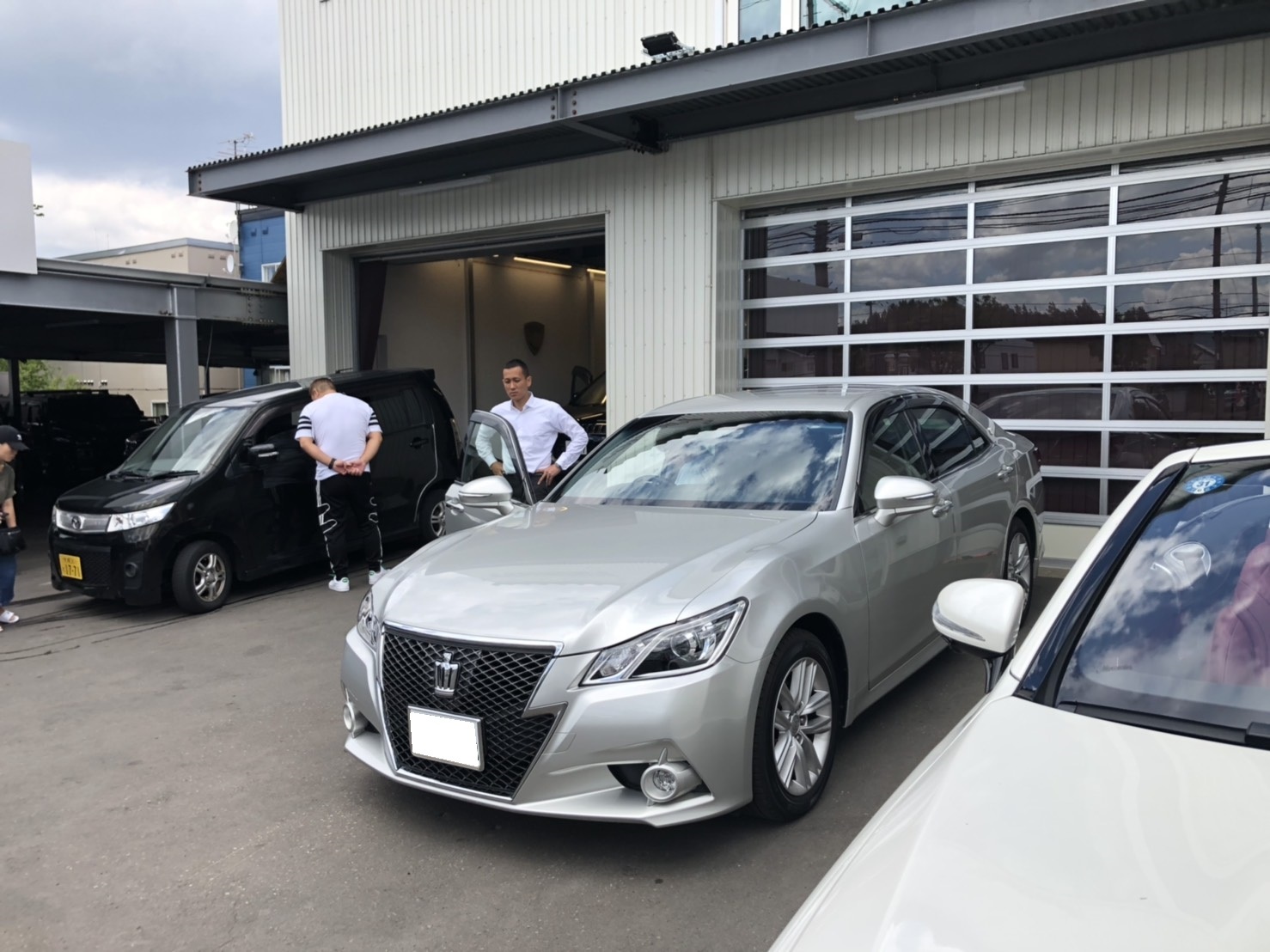 6月2日(日)♛クラウンK様&LX450DI様納車♛ランクル レクサス ベンツ⊛TOMMY⊛_b0127002_17393386.jpg