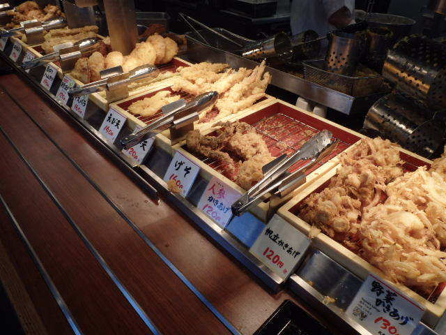 丸亀製麺 西宮前浜店_c0118393_10390968.jpg