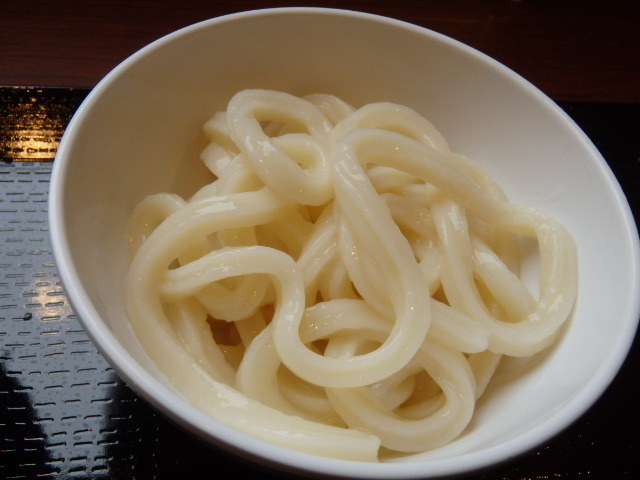 丸亀製麺 西宮前浜店_c0118393_11131438.jpg