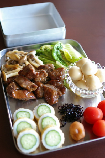 今日のステーキ弁当_d0327373_07120545.jpg