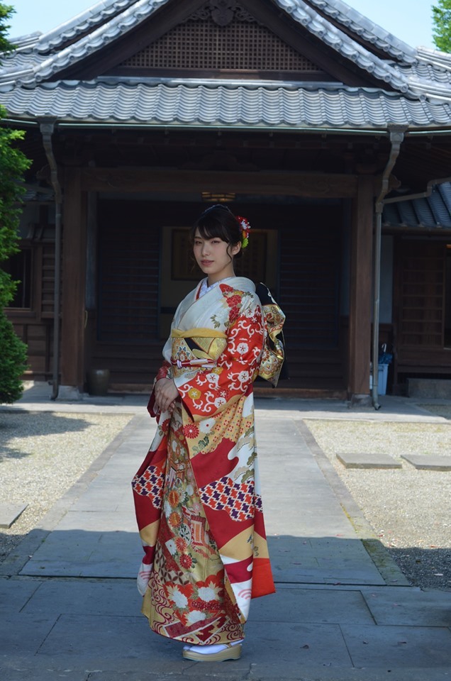 従妹 成人式前撮り^^ 嬉しそうなばあちゃん♪_d0230676_15435357.jpg