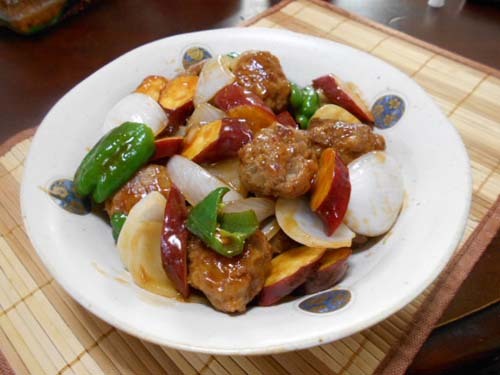 肉団子と野菜の甘酢あん&ババカレイの煮付け_f0019498_16023662.jpg