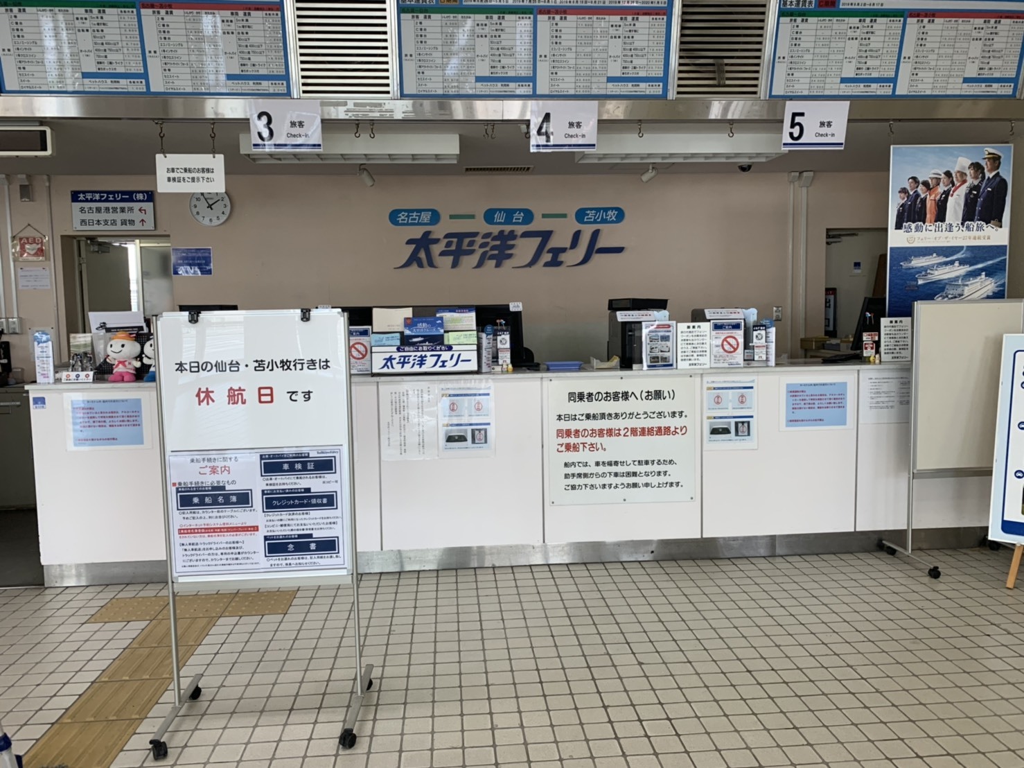 6月4日(火)本店ブログ♪ランボルギーニ ウルス✊ お問合せ下さい✊ ランクル ハマー ヴェルファイアたくさんありますー_b0127002_18080314.jpg