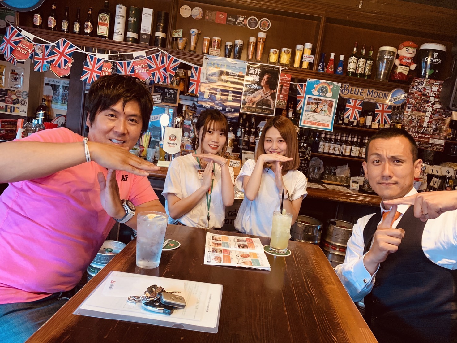 6月4日(火)本店ブログ♪ランボルギーニ ウルス✊ お問合せ下さい✊ ランクル ハマー ヴェルファイアたくさんありますー_b0127002_18254449.jpg