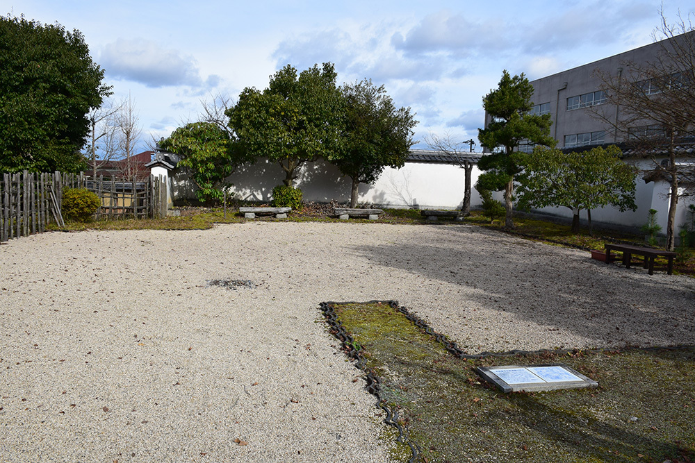 悲運の藤堂高吉を家祖とする名張藤堂家邸跡を訪ねて。_e0158128_14340522.jpg