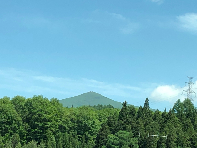 お山　～姫神山～　からのー めごっち。_e0160568_15135762.jpg