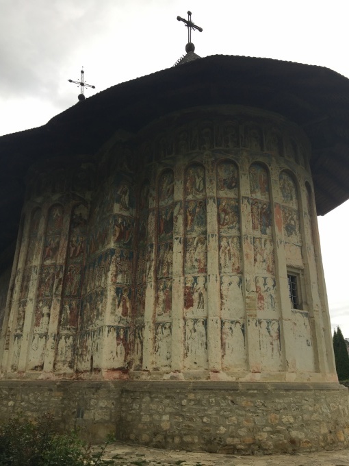 修道院めぐり \"Monasteries tour\"_b0029036_02142325.jpeg