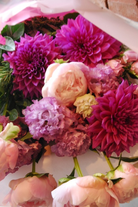 花束を贈ること。_a0201358_18244543.jpg