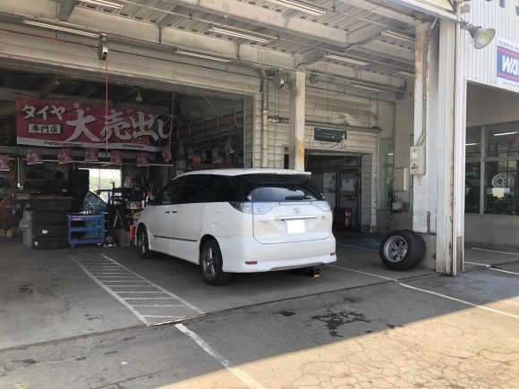6月6日(木)LX570ありますよ~~✊ ランクル ランボルギーニ ベンツ TOMMY_b0127002_18521937.jpg