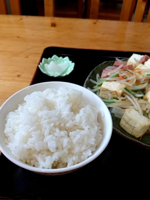 那覇・繁多川 「食堂ざっくばらん」 地元の人たちに愛されている沖縄食堂_c0362623_19575745.jpg