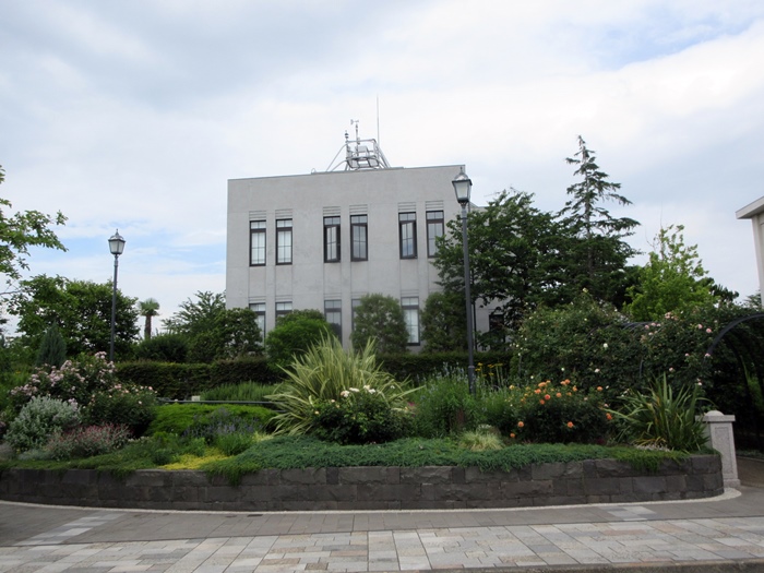 【外人墓地前マンション2階の「エリゼ光」でまったりひとりランチ】_b0009849_1753493.jpg