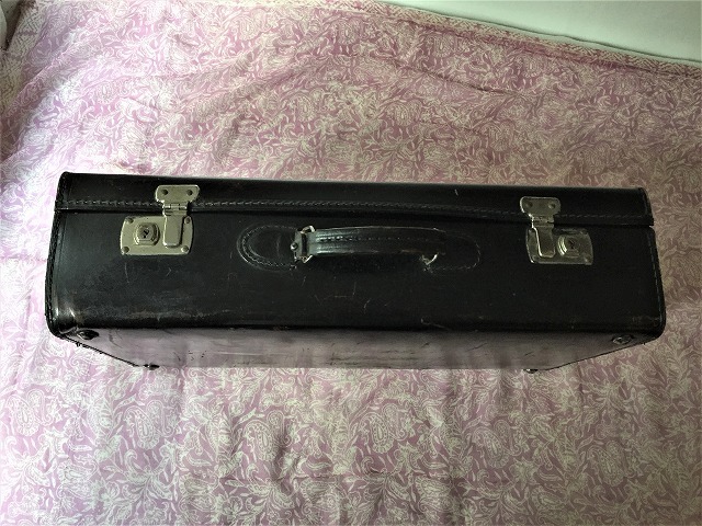 黒革トランク11 : スペイン・バルセロナ・アンティーク gyu's shop