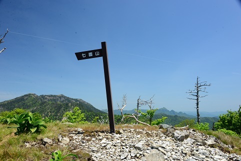 c0303868_04413312.jpg