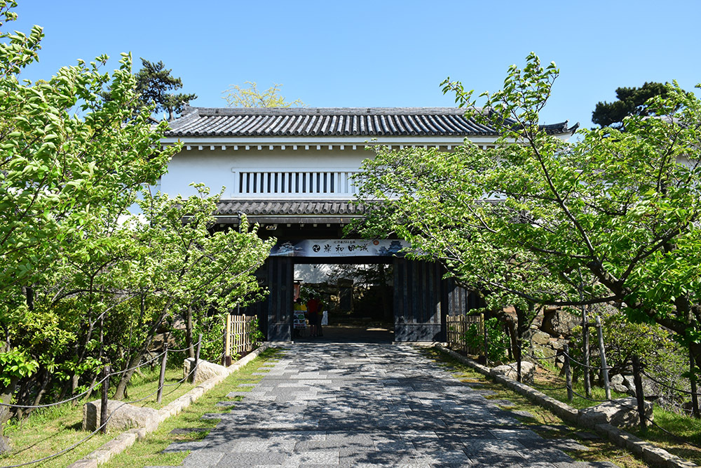 岸和田城 天守閣 勾欄平桁木口金具 けむり