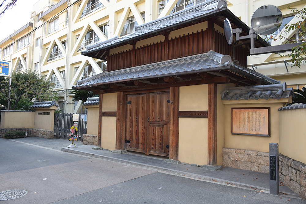 摂津国茨木城跡を歩く。_e0158128_14365230.jpg