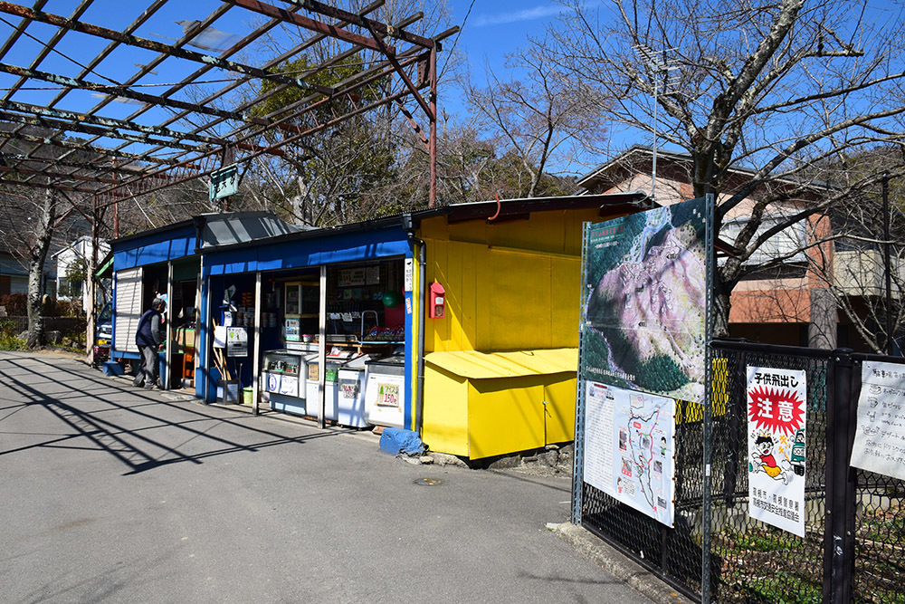 三好長慶の本城、芥川山城攻城記。 その1 ~登城道~_e0158128_15210009.jpg