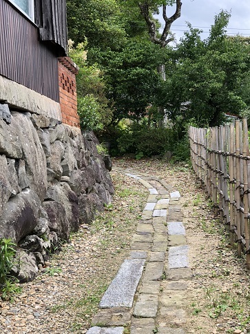 伊都国からのあるところへ!_b0060363_23083843.jpeg